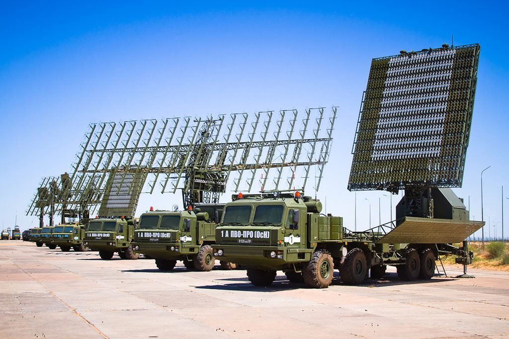 55Zh6M Nebo-M at Air Frontiers 2018.