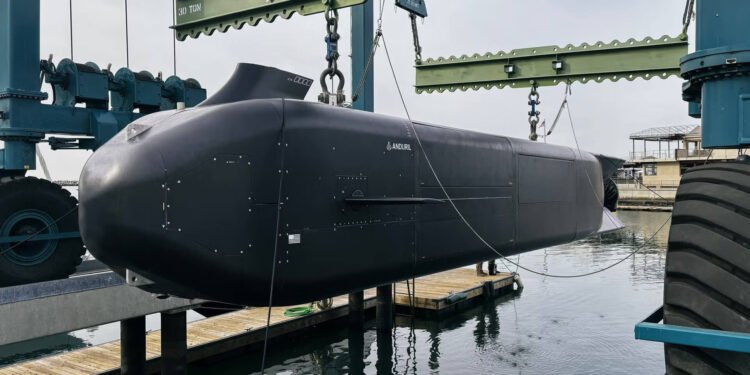 A U.S. Navy Anduril Dive-LD autonomous underwater vehicle (AUV)