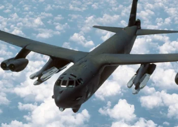 An air-to-air front view of a B-52G Stratofortress aircraft from the 416th bombardment Wing armed with AGM-86B air-launched cruise missiles (ALCMs).