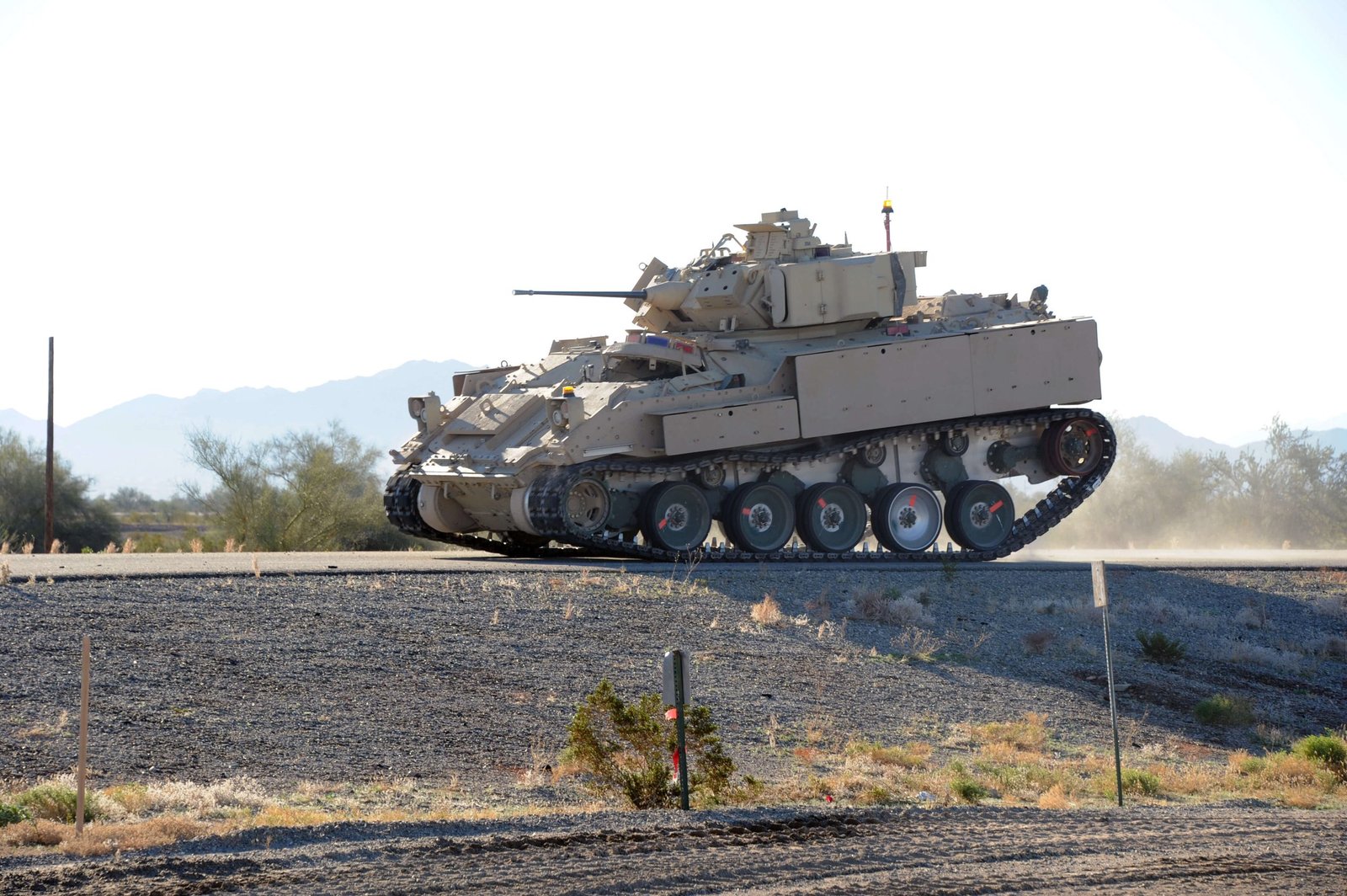 American Rheinmetall Lynx and GDLS Wolf XM30 prototype infantry fighting vehicle designs for U.S. Army testing.