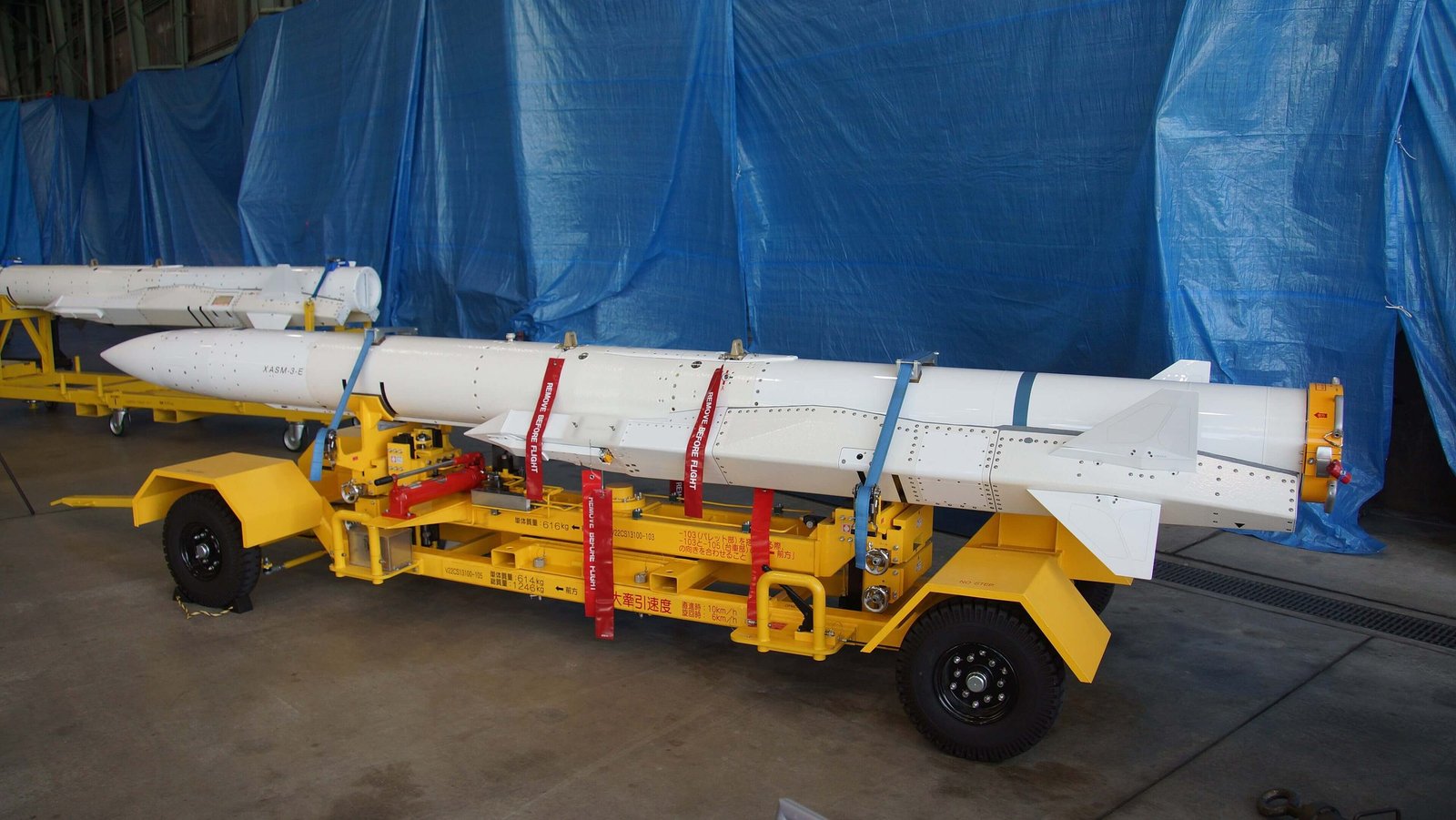 The japanese ASM-3 Kai air to air missile