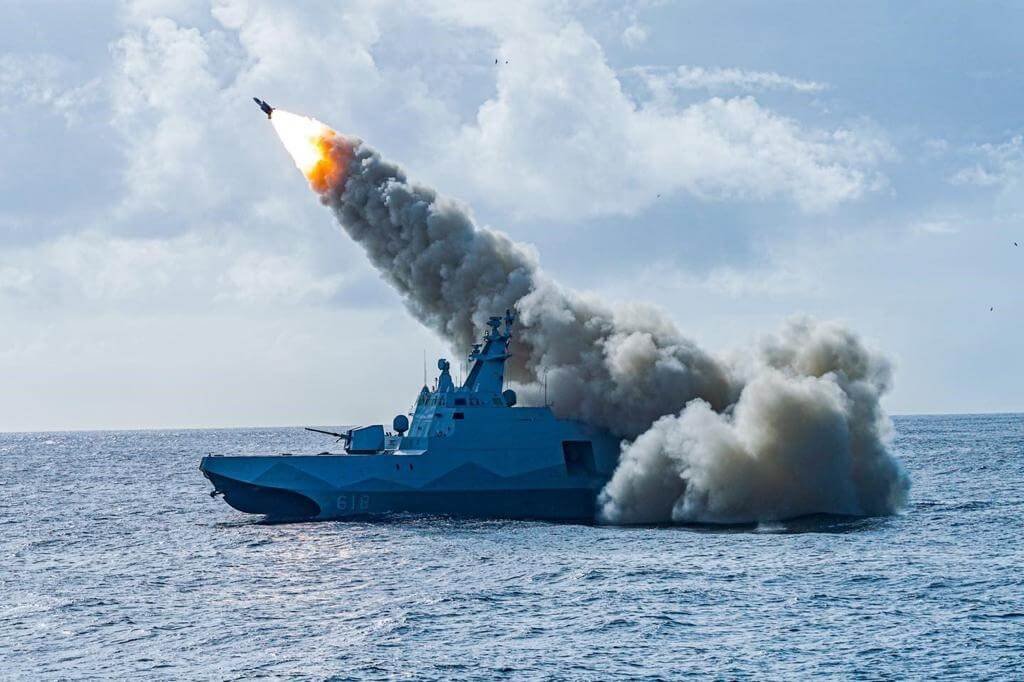 HF-3 launched by ROCN Tuo Chiang (PGG-618) Taiwan Army