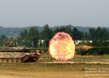 K2 PV3 firing its cannon